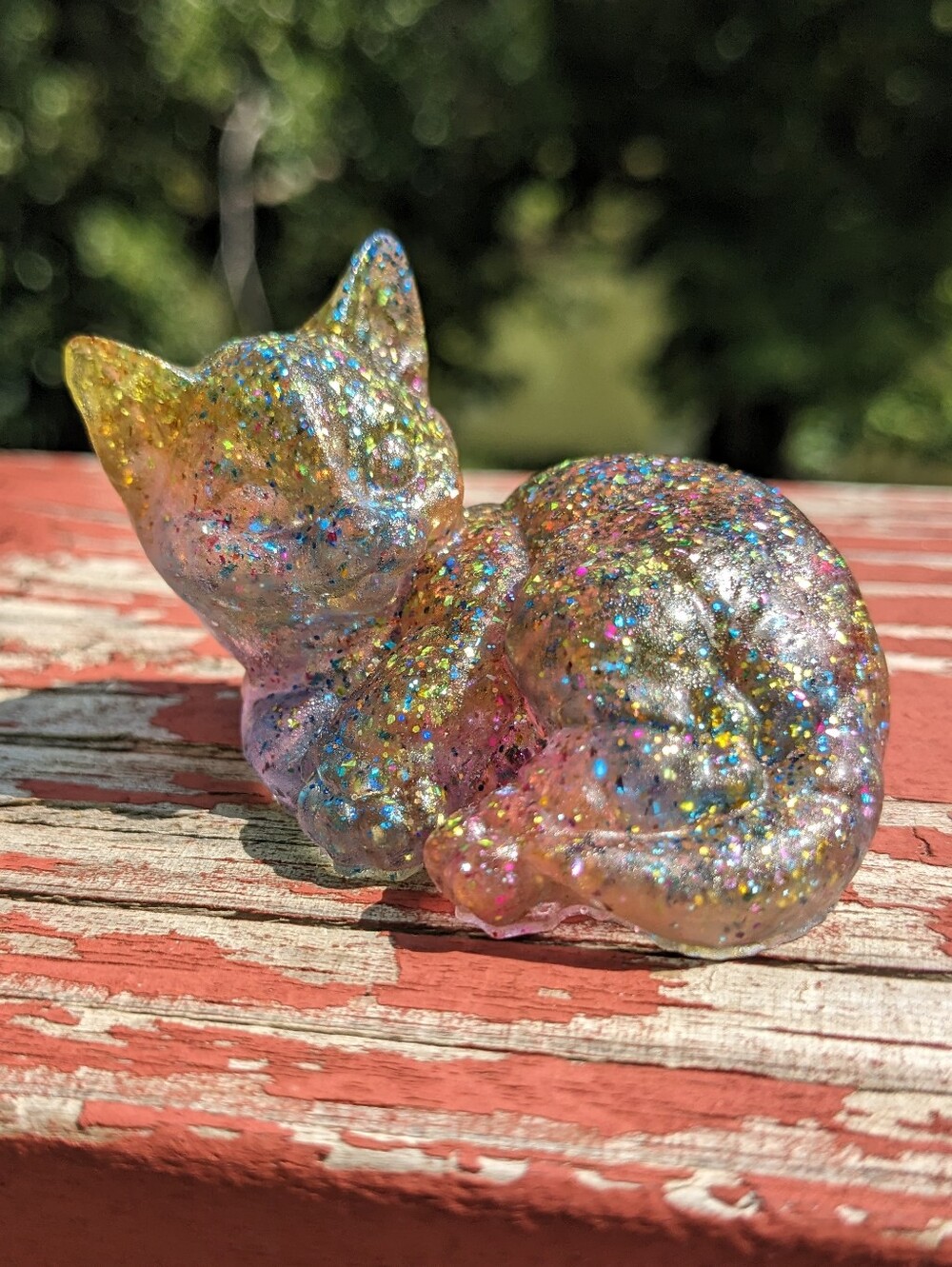 Handmade Glitter Resin Cat Figurine โ Multicolor Rainbow Sparkly Shiny